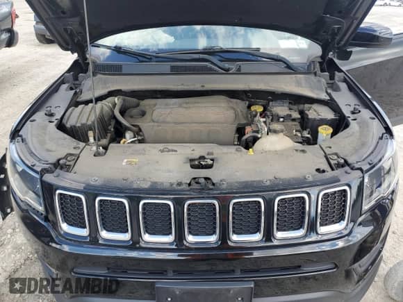 2018 Jeep Compass Latitude with VIN 3C4NJDBB9JT265075, listed as a Copart auction lot 70225935 with Not provided miles and Salvage title. Bid and sale history available at DreamBid. Image 12.