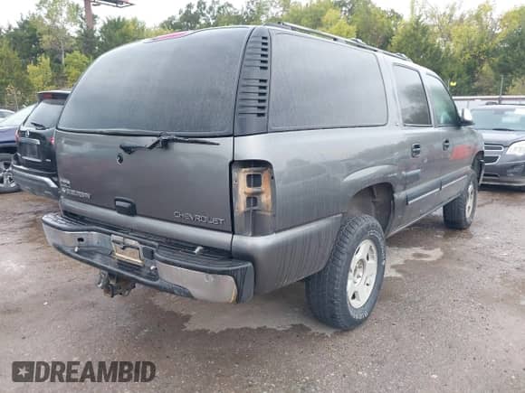 2001 Chevrolet Suburban LT с VIN 3GNFK16T71G162398, выставлен на аукционе IAAI как лот 43423838 с пробегом 299 240 миль миль и . История ставок и продаж доступна на DreamBid. Изображение 4.