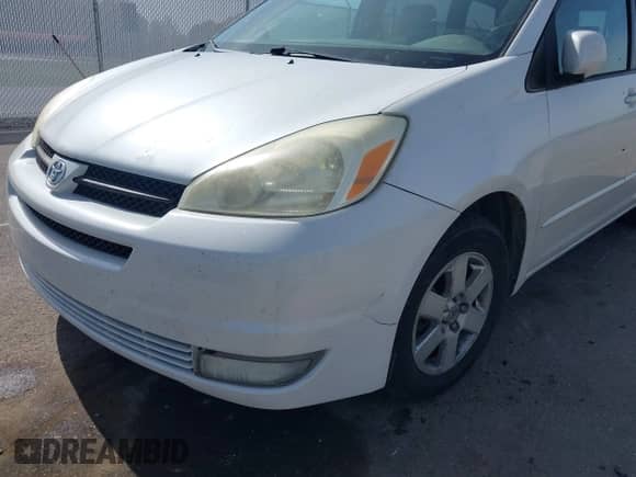 2005 Toyota Sienna XLE Limited with VIN 5TDZA22C25S274375, listed as a IAAI auction lot 43423764 with 291,777 mi miles and . Bid and sale history available at DreamBid. Image 6.