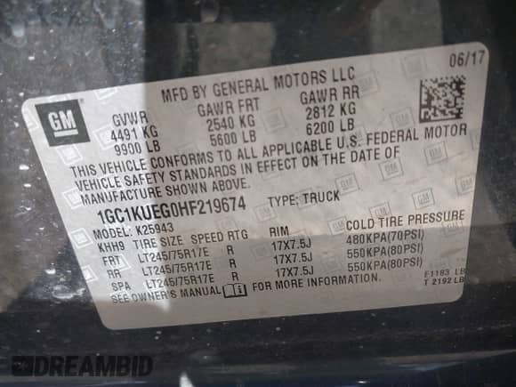 2017 Chevrolet Silverado 2500HD Work Truck z VIN 1GC1KUEG0HF219674, wystawiony jako IAAI lot #41883430 z przebiegiem 94 113 mil mil oraz . Historia ofert i sprzedaży dostępna na DreamBid. Obrazek 9.
