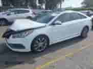 2015 Hyundai Sonata Limited с VIN 5NPE34AB6FH126654, выставлен на аукционе IAAI как лот 43035296 с пробегом 141 147 миль миль и . История ставок и продаж доступна на DreamBid. Изображение 17.
