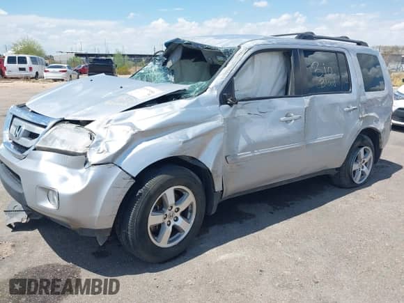 2010 Honda Pilot EX с VIN 5FNYF3H48AB023068, выставлен на аукционе IAAI как лот 42737356 с пробегом Не указан миль и . История ставок и продаж доступна на DreamBid. Изображение 2.