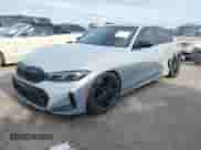 2023 BMW 3 Series M340i xDrive z VIN 3MW49FF09P8C84517, wystawiony jako IAAI lot #41586394 z przebiegiem 25 349 mil mil oraz . Historia ofert i sprzedaży dostępna na DreamBid. Obrazek 18.
