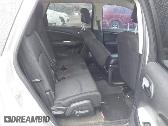 2011 Dodge Journey Express z VIN 3D4PG4FB7BT516245, wystawiony jako IAAI lot #43550253 z przebiegiem 165 955 mil mil oraz . Historia ofert i sprzedaży dostępna na DreamBid. Obrazek 8.