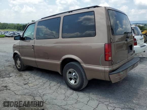 2002 Chevrolet Astro с VIN 1GNDM19X22B113295, выставлен на аукционе Copart как лот 66072505 с пробегом 116 089 миль миль и Списание • Salvage title. История ставок и продаж доступна на DreamBid. Изображение 2.