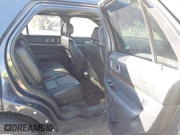 2017 Ford Explorer Limited z VIN 1FM5K7FH7HGB20706, wystawiony jako IAAI lot #43416295 z przebiegiem 145 351 mil mil oraz . Historia ofert i sprzedaży dostępna na DreamBid. Obrazek 8.