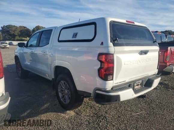 2024 Chevrolet Colorado 4WD LT z VIN 1GCPTCEK6R1201488, wystawiony jako Copart lot #71618915 z przebiegiem Nie podano mil oraz Czysty tytuł • Clean title. Historia ofert i sprzedaży dostępna na DreamBid. Obrazek 2.