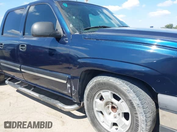 2006 Chevrolet Silverado 1500 LT1 z VIN 2GCEC13T861104368, wystawiony jako IAAI lot #43391074 z przebiegiem 264 407 mil mil oraz . Historia ofert i sprzedaży dostępna na DreamBid. Obrazek 14.