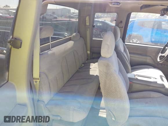 1997 Chevrolet Silverado 1500 with VIN 2GCEK19R5V1180353, listed as a IAAI auction lot 43385908 with 231,909 mi miles and . Bid and sale history available at DreamBid. Image 8.