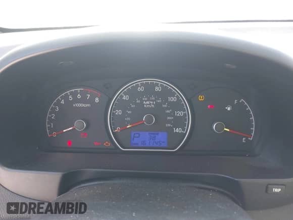 2010 Hyundai Elantra SE with VIN KMHDU4AD4AU212274, listed as a IAAI auction lot 41423177 with 161,145 mi miles and . Bid and sale history available at DreamBid. Image 7.