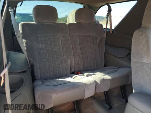 2000 Chevrolet Blazer LS с VIN 1GNCS18W0YK207971, выставлен на аукционе Copart как лот 77089384 с пробегом 135 250 миль миль и Списание • Salvage title. История ставок и продаж доступна на DreamBid. Изображение 10.