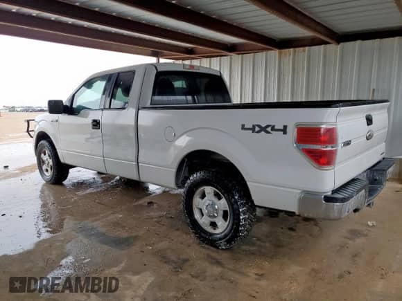 2012 Ford F-150 XLT with VIN 1FTFX1EF0CFA61259, listed as a Copart auction lot 85311875 with 147,197 mi miles and Clean title. Bid and sale history available at DreamBid. Image 2.