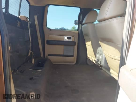 2011 Ford F-150 XL z VIN 1FTFW1EF3BFB95779, wystawiony jako IAAI lot #42996033 z przebiegiem 173 436 mil mil oraz . Historia ofert i sprzedaży dostępna na DreamBid. Obrazek 8.