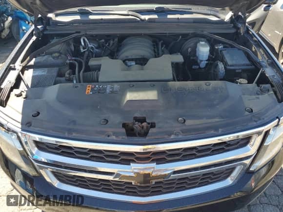 2019 Chevrolet Suburban LT с VIN 1GNSCHKC7KR170349, выставлен на аукционе Copart как лот 71648745 с пробегом 116 344 миль миль и Списание • Salvage title. История ставок и продаж доступна на DreamBid. Изображение 12.
