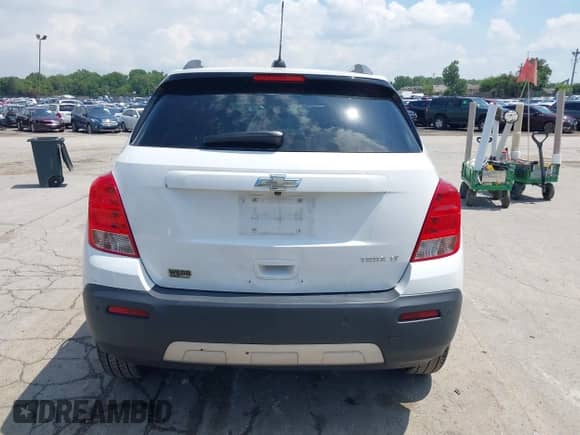 2016 Chevrolet Trax LT with VIN 3GNCJLSBXGL270304, listed as a IAAI auction lot 42851934 with 109,652 mi miles and . Bid and sale history available at DreamBid. Image 17.