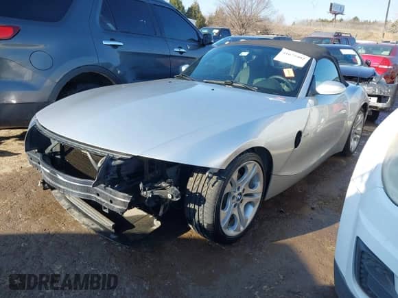 2003 BMW Z4 3.0i with VIN 4USBT53463LU04915, listed as a IAAI auction lot 41675402 with 69,036 mi miles and . Bid and sale history available at DreamBid. Image 17.