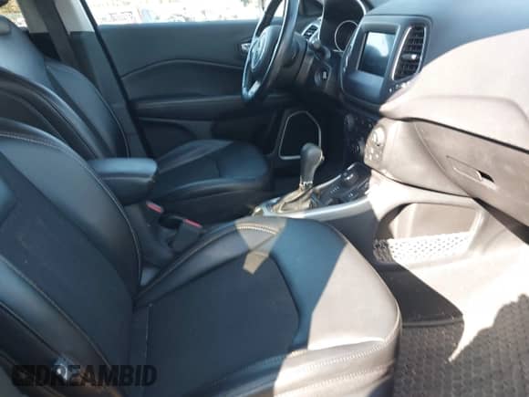 2021 Jeep Compass Latitude with VIN 3C4NJDBB1MT537509, listed as a IAAI auction lot 43492361 with 42,384 mi miles and . Bid and sale history available at DreamBid. Image 5.