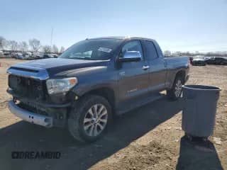 2016 Toyota Tundra Limited z VIN 5TFBW5F18GX494985, wystawiony jako Copart lot #47216135 z przebiegiem 118 680 mil mil oraz Szkoda całkowita • Salvage title. Historia ofert i sprzedaży dostępna na DreamBid. Obrazek 1.