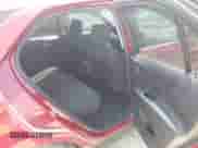 2021 Chevrolet Equinox LT z VIN 2GNAXUEV0M6154000, wystawiony jako IAAI lot #42657911 z przebiegiem 64 765 mil mil oraz . Historia ofert i sprzedaży dostępna na DreamBid. Obrazek 8.