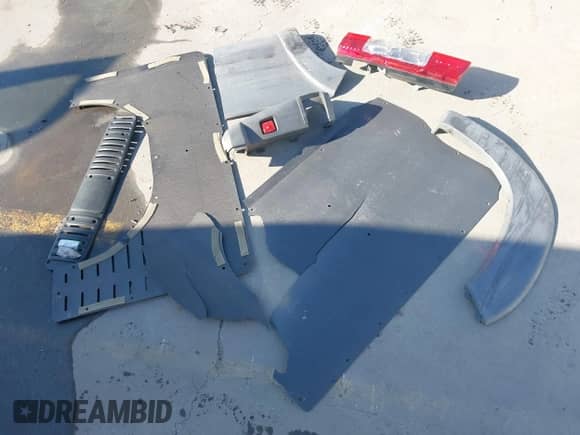 2016 Ram ProMaster Cargo with VIN 3C6TRVCG4GE129697, listed as a IAAI auction lot 43243360 with 93,507 mi miles and . Bid and sale history available at DreamBid. Image 12.