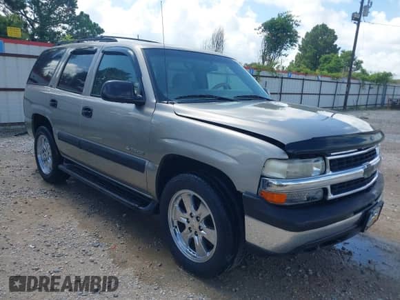 2002 Chevrolet Tahoe LS with VIN 1GNEC13V42R226106, listed as a IAAI auction lot 42777155 with 331,891 mi miles and . Bid and sale history available at DreamBid. Image 1.