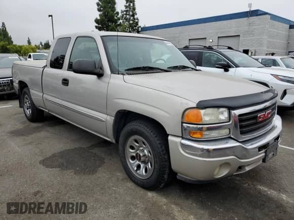 2005 GMC Sierra 1500 SLE с VIN 2GTEC19T851144178, выставлен на аукционе Copart как лот 84009935 с пробегом 193 803 миль миль и Чистый • Clean title. История ставок и продаж доступна на DreamBid. Изображение 4.