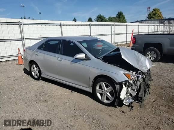 2014 Toyota Camry SE с VIN 4T1BF1FK7EU366801, выставлен на аукционе Copart как лот 85089665 с пробегом 180 877 миль миль и Списание • Salvage title. История ставок и продаж доступна на DreamBid. Изображение 13.