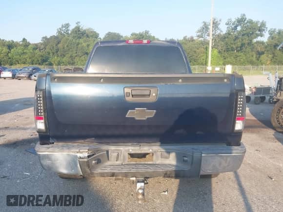 2011 Chevrolet Silverado 1500 LT с VIN 3GCPCSEA5BG133788, выставлен на аукционе IAAI как лот 43192400 с пробегом 224 413 миль миль и . История ставок и продаж доступна на DreamBid. Изображение 16.
