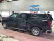 2022 Chevrolet Silverado 1500 LT z VIN 3GCPDDEK8NG606864, wystawiony jako Copart lot #43525495 z przebiegiem 24 455 mil mil oraz Szkoda całkowita • Salvage title. Historia ofert i sprzedaży dostępna na DreamBid. Obrazek 2.