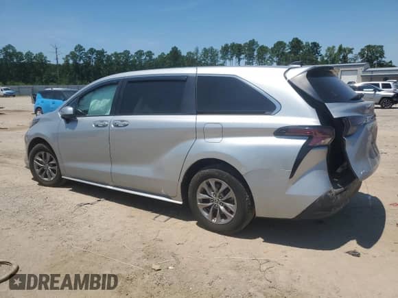 2023 Toyota Sienna XLE z VIN 5TDYSKFC3PS098717, wystawiony jako Copart lot #66670995 z przebiegiem 23 280 mil mil oraz Szkoda całkowita • Salvage title. Historia ofert i sprzedaży dostępna na DreamBid. Obrazek 2.