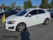 2014 Chevrolet Sonic LTZ с VIN 1G1JE5SG8E4127472, выставлен на аукционе IAAI как лот 42712625 с пробегом 157 133 миль миль и . История ставок и продаж доступна на DreamBid. Изображение 2.
