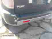 2006 Honda Pilot EX-L z VIN 5FNYF285X6B001714, wystawiony jako IAAI lot #43431275 z przebiegiem 196 451 mil mil oraz . Historia ofert i sprzedaży dostępna na DreamBid. Obrazek 14.