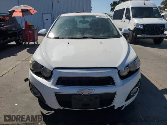 2014 Chevrolet Sonic LTZ with VIN 1G1JE5SB8E4226488, listed as a Copart auction lot 71453255 with 146,249 mi miles and Clean title. Bid and sale history available at DreamBid. Image 5.