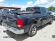 2020 Ram 1500 Tradesman z VIN 1C6RR6FG6LS127727, wystawiony jako IAAI lot #42562315 z przebiegiem 154 570 mil mil oraz . Historia ofert i sprzedaży dostępna na DreamBid. Obrazek 4.