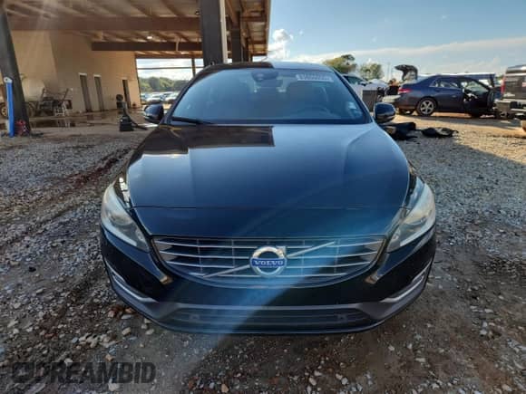 2015 Volvo S60 T6 Drive-E с VIN YV149MFK8F1342252, выставлен на аукционе Copart как лот 83806055 с пробегом 74 549 миль миль и Чистый • Clean title. История ставок и продаж доступна на DreamBid. Изображение 5.