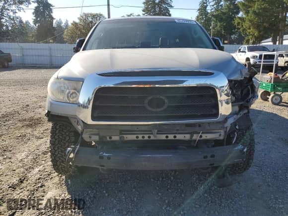 2008 Toyota Tundra Limited с VIN 5TFDV58118X034612, выставлен на аукционе Copart как лот 85709935 с пробегом 192 765 миль миль и Списание • Salvage title. История ставок и продаж доступна на DreamBid. Изображение 5.