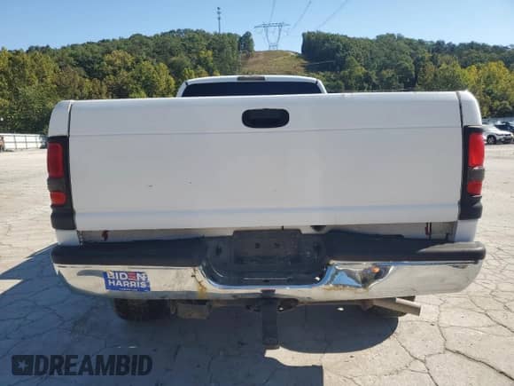 2002 Dodge 2500 with VIN 3B7KF23Z62M242224, listed as a Copart auction lot 71925915 with 219,590 mi miles and Salvage title. Bid and sale history available at DreamBid. Image 6.