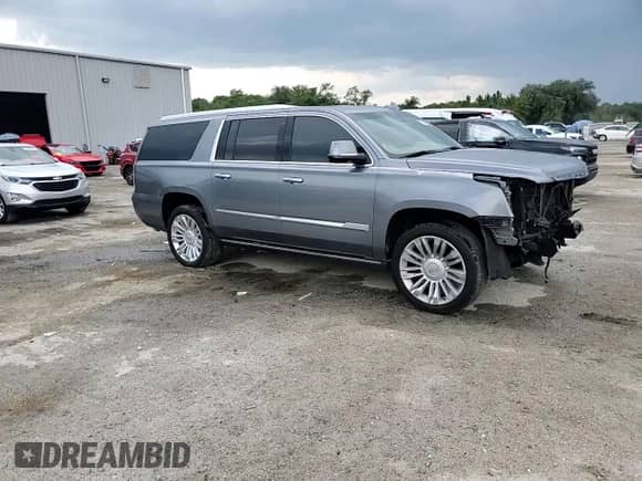 2019 Cadillac Escalade ESV Platinum с VIN 1GYS3KKJ8KR244022, выставлен на аукционе Copart как лот 69283205 с пробегом 90 489 миль миль и Списание • Salvage title. История ставок и продаж доступна на DreamBid. Изображение 15.