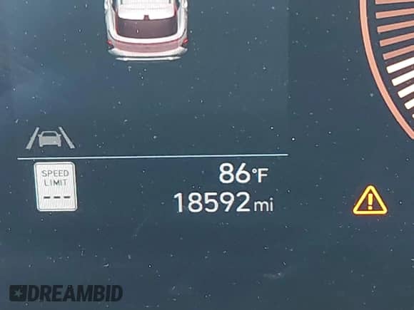 2024 Hyundai Kona SEL с VIN KM8HB3AB2RU109592, выставлен на аукционе IAAI как лот 43141434 с пробегом 18 592 миль миль и . История ставок и продаж доступна на DreamBid. Изображение 16.
