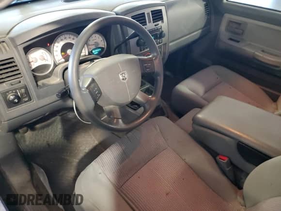 2007 Dodge Dakota SLT with VIN 1D7HW48P57S216294, listed as a Copart auction lot 72020955 with 133,474 mi miles and Clean title. Bid and sale history available at DreamBid. Image 8.