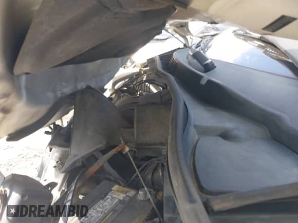 2015 Toyota Sienna LE AAS with VIN 5TDKK3DC8FS620688, listed as a IAAI auction lot 43143309 with 313,677 mi miles and . Bid and sale history available at DreamBid. Image 10.