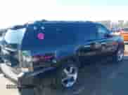 2007 Chevrolet Suburban LTZ z VIN 3GNFC16047G246612, wystawiony jako IAAI lot #41802259 z przebiegiem Nie podano mil oraz . Historia ofert i sprzedaży dostępna na DreamBid. Obrazek 4.