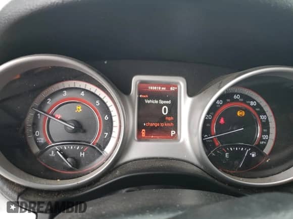 2018 Dodge Journey SE z VIN 3C4PDCAB4JT446578, wystawiony jako Copart lot #84772455 z przebiegiem 193 819 mil mil oraz Szkoda całkowita • Salvage title. Historia ofert i sprzedaży dostępna na DreamBid. Obrazek 9.