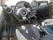 2010 MINI Hardtop с VIN WMWMF3C50ATZ61512, выставлен на аукционе Copart как лот 57819095 с пробегом 150 848 миль миль и Чистый • Clean title. История ставок и продаж доступна на DreamBid. Изображение 8.