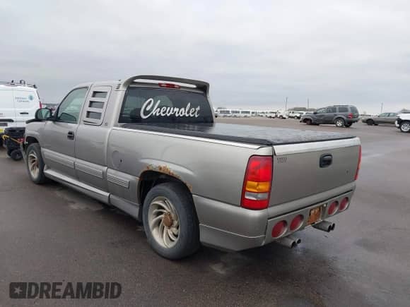 1999 Chevrolet Silverado 1500 LS с VIN 2GCEC19V1X1183487, выставлен на аукционе IAAI как лот 42131150 с пробегом 174 901 миль миль и . История ставок и продаж доступна на DreamBid. Изображение 3.