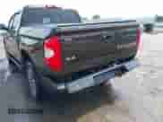 2019 Toyota Tundra SR5 с VIN 5TFAY5F10KX854202, выставлен на аукционе IAAI как лот 42184357 с пробегом 66 328 миль миль и . История ставок и продаж доступна на DreamBid. Изображение 6.