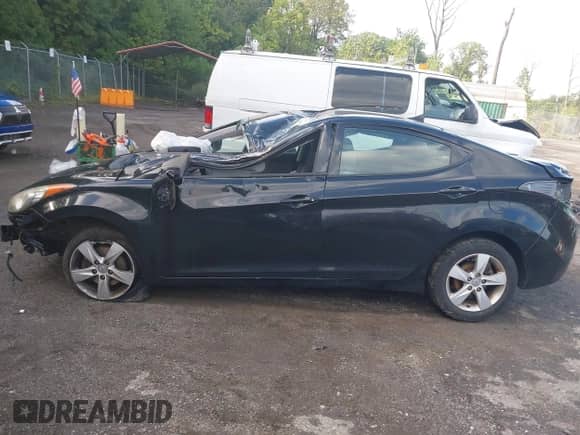 2013 Hyundai Elantra Limited с VIN 5NPDH4AE1DH223782, выставлен на аукционе IAAI как лот 43312194 с пробегом 224 866 миль миль и . История ставок и продаж доступна на DreamBid. Изображение 14.