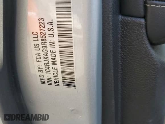 2024 Jeep Grand Cherokee Altitude X with VIN 1C4RJKAG9R8527223, listed as a Copart auction lot 71033485 with 34,310 mi miles and Non repairable. Bid and sale history available at DreamBid. Image 13.