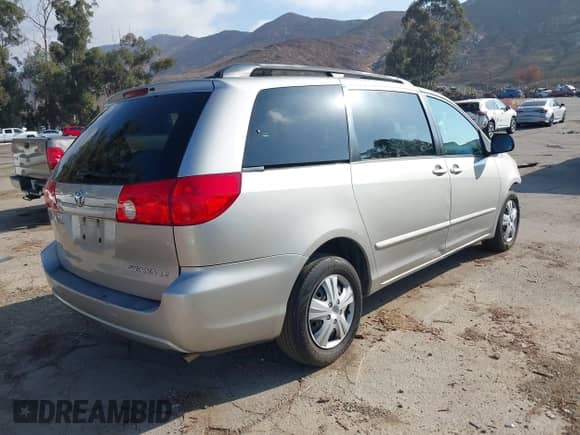 2009 Toyota Sienna LE с VIN 5TDZK23C59S264702, выставлен на аукционе IAAI как лот 43493690 с пробегом 174 034 миль миль и . История ставок и продаж доступна на DreamBid. Изображение 4.