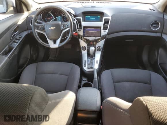 2014 Chevrolet Cruze 1LT с VIN 1G1PC5SB8E7433803, выставлен на аукционе Copart как лот 84790305 с пробегом 190 280 миль миль и Чистый • Clean title. История ставок и продаж доступна на DreamBid. Изображение 8.